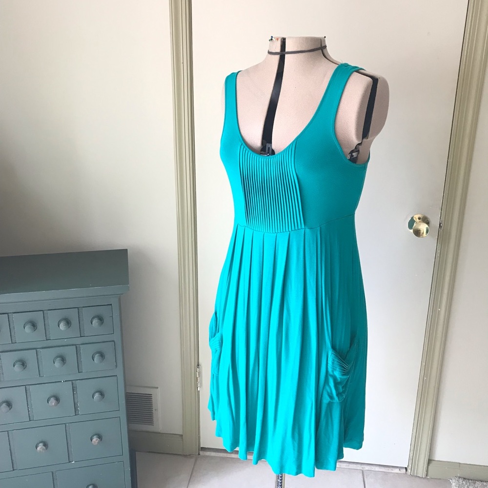 🥳3/$30🌸 Calvin Klein Green knit dress